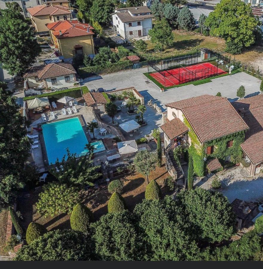 Residenza Le Querce Bilocale Villa Fossato di Vico Kültér fotó